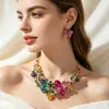 El bestseller transfronterizo de Ziyu: Set de collar y pendientes florales europeos y americanos con pedrería, joyería para vestidos, accesorios de novia y para banquetes para mujeres