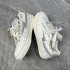Tênis de Lona da Moda Verão com Raio, Novos Tênis com Padrão de Estrela, Sapatos Jovens Tendência para Estudantes Homens e Mulheres, Modernos e Versáteis