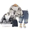 Chaqueta Estilo Chanel con Diseño Street Style, Chaqueta Genial y Elegante para Hombres Modernos, Conjunto de Tres Piezas Tejido Retro de Lujo Ligero al por Mayor