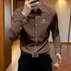 Camisa de alta qualidade 26 nova, estilosa e descolada, resistente a rugas para homens, elástica, slim fit, bordada, casual, de manga comprida