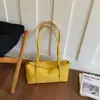 Bolsa de Axila de Couro de Alta Qualidade com Padrão Lichia para Mulheres, Novo Modelo Verão 2026, Grande Capacidade, Estilo para o Dia a Dia, Bolsa Tote de Ombro Único