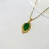 Colgante de esmeralda tipo hoja al por mayor de fábrica, collar de esmeralda para mujer, hojas huecas, collar de cristal verde