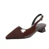 Sandalias de tacón medio con punta para mujer talla grande, nuevo estilo verano 2026, tacón grueso, comercio exterior transfronterizo, sandalias destalonadas de punta cerrada, en stock
