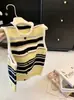 Nuevo Chaleco de Punto con Rayas Rosas para Mujer, de Cuello Redondo, Estilo Otoño, Diseño Único, Dulce, Rejuvenecedor, Talla Única