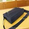 Nueva Bolsa de Hombro Casual para Hombre de P, Tela de Nylon Impermeable, Bolsa Cruzada, Gran Capacidad, Mochila Escolar, Bolsa de Gimnasio, Transfronteriza