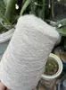 O Preço da Roupa Exterior e Cachecol de Lã Importada Italiana Contendo 80% Lã é 0,5kg