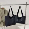 Nova bolsa de ombro feminina de grande capacidade 2026, bolsa de ombro moderna para o trabalho, bolsa tote para estudantes para a escola e bolsa casual para passeios