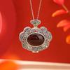 Yuebao Jewelry S925 Prata Esterlina Pimenta Sanguínea Cera de Abelha Esmalte Vintage Tang Grama Padrão Peônia Flor Borboleta Ruyi Sachê Pingente