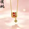 Loja de Ouro Mesmo Estilo Banhado a Ouro Gelo Triturado Trevo de Quatro Folhas Cabacinha Colar para Mulheres, Versátil e Elegante, Borboleta em Forma de Coração Corrente de Clavícula Joia