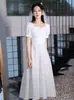 Sensación suave se puede usar vestido de noche en momentos ordinarios para persona bajita con licencia falda blanca novia diaria francesa vestido de novia de lujo ligero