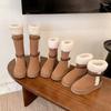 Tres tipos de botas de nieve altas de tubo para otoño e invierno 2024, cálidas y cálidas del noreste, zapatos cómodos de algodón de felpa para mujer, zapatos Mao Mao, botas altas para mujer