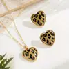 Collar de Amor con Estampado de Leopardo y Tablero de Ajedrez Blanco y Negro para Mujer, Cadena para Clavícula de Lujo Ligero, Estilo Nuevo