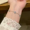 Pulsera de Diamantes Micro-incrustados de Lujo Ligero y Sensación de Alta Gama para Mujer, Pulsera Sencilla de Moda de Acero de Titanio que no se Decolora, para Pareja, Combinable con Todo, Primera Joya