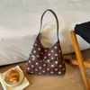 Bolso de Mano, Bolso de Hombro, Bolso Tote, Bolso de Viaje, Versátil y de Moda, Nuevo Estilo Coreano de Nicho con Diseño de Lunares, Otoño/Invierno 2026
