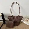 Bolsa tipo sacola estilosa e versátil com padrão trançado vazado, perfeita para mulheres, pode ser carregada como bolsa de ombro ou bolsa de mão, e tem grande capacidade, tornando-a ideal para uso casual
