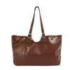 Bolsa tote retrô europeia e americana com rebites para o dia a dia, bolsa de ombro moderna e estilosa, bolsa de axila de grande capacidade, atacado