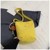 Bolsa de lã da moda para mulheres 2024, nova bolsa tote de outono e inverno, bolsa de balde da moda, estilo coreano, bolsa de ombro nova