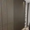 Fábrica de guarda-roupas sob medida para casa inteira em Moganshan, painel ecológico, porta de armário de vidro minimalista, porta a porta para armário de teto, aparador