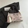 Nova bolsa de ombro bordada estilo chinês para mulheres 2026 novo estilo étnico moderna versátil bolsa de ombro