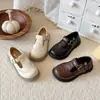 Sapatos femininos estilosos retrô de sola macia modelo primavera e outono 2026 sapatos estilo princesa britânica para meninas sapatos pretos infantis para performance