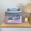 Bolsa de Maquillaje Estilo Coreano Casa Pequeña Gran Capacidad para Salidas de Chicas Bolsa con Compartimentos para Maquillaje Bolsa Portátil de Mano para Cuidado de la Piel y Artículos de Tocador
