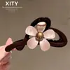 Pinza grande para el pelo con forma de corazón dulce estilo coreano, exquisita pinza para recogidos en la parte trasera de la cabeza, accesorio para el pelo de pinza de tiburón floral romántico para mujer