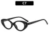 Elegantes Gafas de Sol Estilo Coreano con Montura Pequeña Ojo de Gato, Versátiles y con Estilo para Fotografía Callejera, Gafas de Sol con Protección UV para Mujer, Gafas con Tachuelas de Flecha