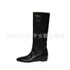 Botas de motocicleta de piel de vaca de primera capa para mujer, botas altas pulidas, nuevas de invierno, punta cuadrada, tacón oculto, botas altas hasta la rodilla, botas de pierna recta para mujer