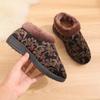 Transfronterizo 26 Nuevos Modelos de Invierno de Zapatos de Tela del Viejo Pekín, Zapatos de Interior, Engrosados, Cálidos, Cómodos, Antideslizantes, Suela Suave, Zapatos para Mamá