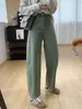 Jeans curvo skinny de cintura alta em Lyocell com elasticidade em quatro direções para mulheres petite no outono, adequado para tipos de corpo em forma de pera