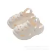Venta de liquidación: Pantuflas Infantiles de Estilo Ins con Punta Cerrada Anticolisión para Verano, para Niños y Niñas, Zuecos Antideslizantes de Interior para Bebés Hechos de Material Eva