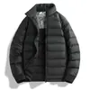 Chaqueta de senderismo cortavientos e impermeable estilo montaña OEM/ODM personalizada, conjunto de dos piezas desmontable tres en uno con estampados