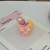 Nuevo llavero estéreo de cerdito con forma de estrella amarilla, bonito colgante de bolso de estudiante con dibujos animados, regalo para novia, adorno colgante.