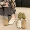Fresco y cómodo~ Modelo nuevo 2026 mules cerrados tipo Birkenstock de cuero genuino con suela gruesa para mujer