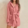 2025 Amazon Mais Vendido Cruzamento de Fronteiras Europeu e Americano Comércio Exterior Outono e Inverno Roupão com Capuz Pijama de Pelúcia para Casa Manga Curta Cor Sólida