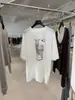 Recomendação PrincipalCamisa Manga Curta Oversized Yuran 26 Outono Novo Estilo Linho-Algodão Lavagem Enzimática a Ar Estampa de Leopardo Manchas