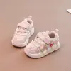 Tênis Feminino 2026 Primavera Novo Floral Moda Tênis Pai Estiloso Tênis Casual Infantil Tênis de Corrida Feminino