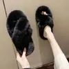 2027 Novos Sapatos Peludos Femininos para Uso Externo Moda Outono e Inverno Chinelos de Pelo Sola Grossa Inverno Pelúcia Chinelos de Algodão para Casa Uso Interno e Externo