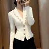 Conjunto de Suéter de Tricô com Renda de Design Suave Novo Estilo Outono para Mulheres, Conjunto de Top Slim e Meia Saia Novo Outono