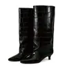 2026 Nuevas Botas Largas Adelgazantes de Estilo de Comercio Exterior Personalizadas con Patrón de Piedra y Punta Fina para Mujer, Botas Delgadas de Moda con Tacón Kitten, Botas Rectas para Mujer