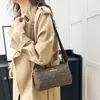 Bolso tipo almohada para mujer 2024 Nuevo Estilo Moderno Versátil Gran Capacidad Práctico para Viajes Bolso de Hombro Cruzado Portátil para Mujer