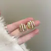 Brincos Geométricos de Pérola Estilosos Novos de Dongdaemun da Coreia do Sul para Mulheres Estilo Cool Ins Brincos de Nicho Agulha de Prata Retrô
