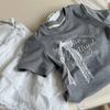 Conjunto de Camiseta de Manga Curta e Shorts para Meninas 2026 Verão Novo Estilo Top Elegante com Gola de Renda e Saia para Crianças