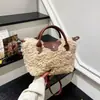 Nuevo Bolso de Peluche Exquisito con Forma de Cuerno para Otoño e Invierno, Moderno y Versátil para el Viaje Diario, Bolso tipo Dumpling de Hombro Cruzado