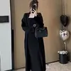 Conjunto de Vestido Suéter de Terciopelo Ártico: Conjunto de Dos Piezas: Abrigo de Punto Grueso de Longitud Media y Vestido Top Tubo para Otoño e Invierno