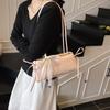 Bolsa Baguete Simples Estilo Ins Coreano para Mulheres 2025 Nova Versátil Bolsa de Ombro para Trabalho Bolsa de Mão Bolsa de Axila com Laço