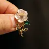 Broche Exuberante Delicado Xiliang Feizi com Zircônia Pequena, Cisne, Borboleta, Folha de Ginkgo, Acessório de Agulha para Gola de Cardigan