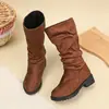 Botas Longas Femininas 2026 Nova Coleção Outono/Inverno Botas Princesa Acolchoadas Plissadas Estilo Britânico para Meninas Solado Macio Botas de Cano Médio