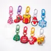 Llavero de Regalo de Navidad Más Vendido Hebilla en Forma de U de Macarrón Colgante de Goma Suave de PVC de Dibujos Animados Accesorios para Bolsas Colgante Pequeño