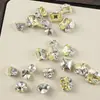 Arte de Uñas Brillante Amarillo Brillante K9 Sin Base con Diamantes Triturados Chapados en Oro, Lujoso Arte de Uñas Rectangular Hecho a Mano con Diamantes